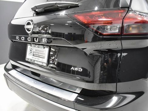 New 2026 Nissan Rogue SV w/ SV Premium Package image 12