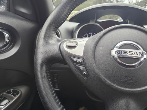 Used 2012 Nissan Juke SL image 32