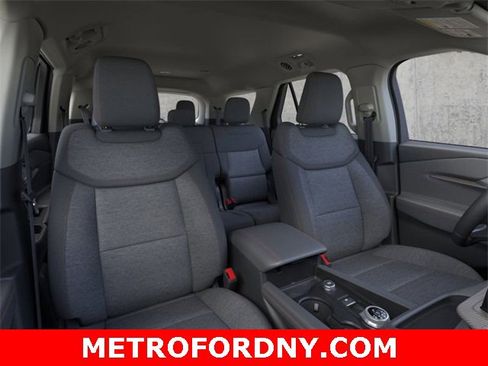 New 2026 Ford Explorer Active image 10