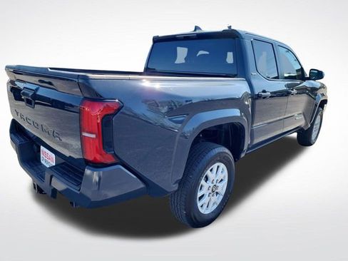 Used 2024 Toyota Tacoma SR5 image 5