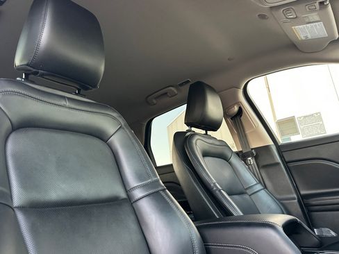 Used 2023 Lincoln Corsair FWD w/ Equipment Group 101A image 16