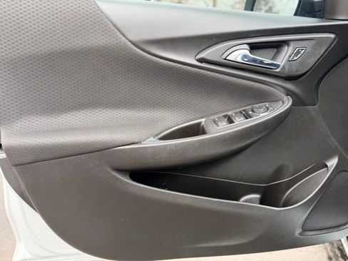 Used 2016 Chevrolet Malibu LT w/ Driver Confidence Package image 19