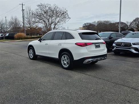 Used 2025 Mercedes-Benz GLC 300 4MATIC image 6