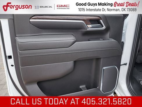 New 2026 GMC Sierra 2500 SLT w/ Max Trailering Package AWD/4WD image 43