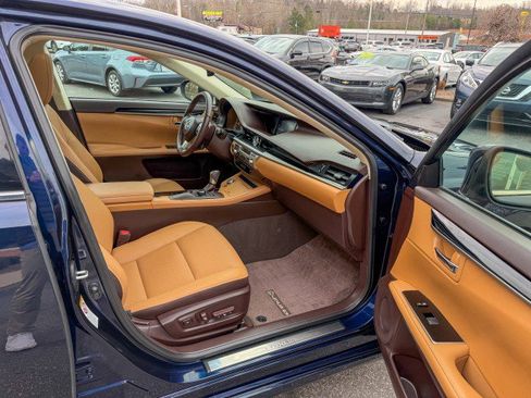 Used 2017 Lexus ES 350 image 15