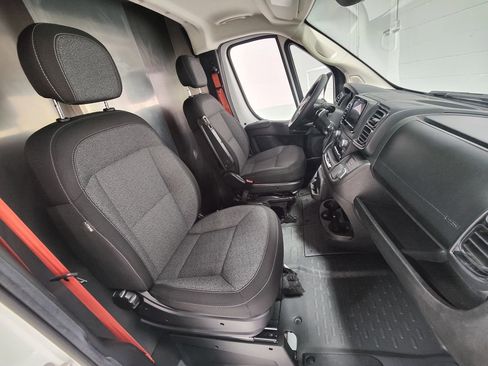 Used 2023 RAM ProMaster 3500 w/ Driver Convenience Group FWD image 7