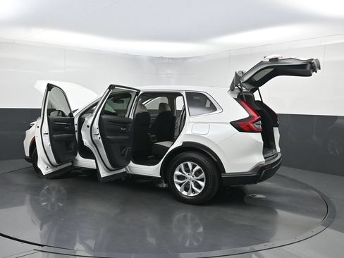 Used 2025 Honda CR-V LX image 33