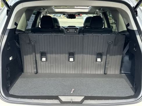 Used 2025 Subaru Ascent Bronze Edition image 25
