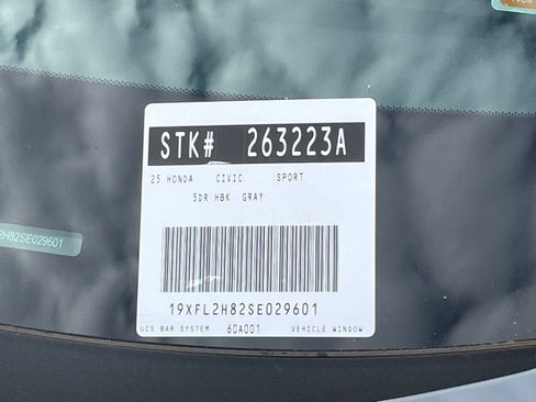 Used 2025 Honda Civic Sport image 11