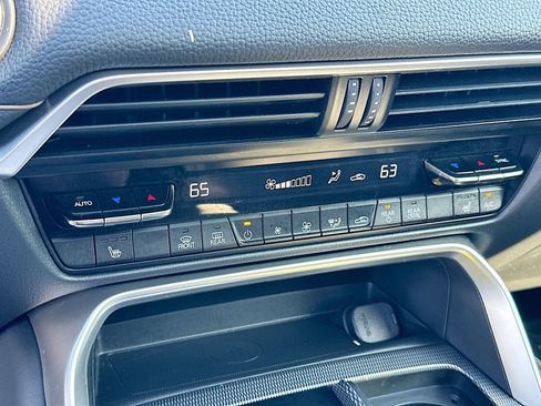 Used 2025 MAZDA CX-90 3.3 Turbo w/ Preferred Package image 16