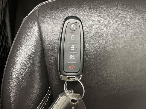 Used 2019 Ford Escape Titanium w/ U9j03 - Titanium Tow Package AWD/4WD image 26