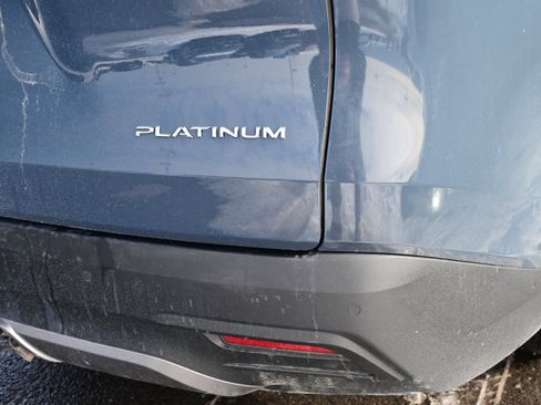 Used 2025 Toyota Grand Highlander AWD image 10