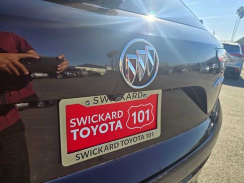 Used 2021 Buick Envision Avenir w/ Technology Package II image 16