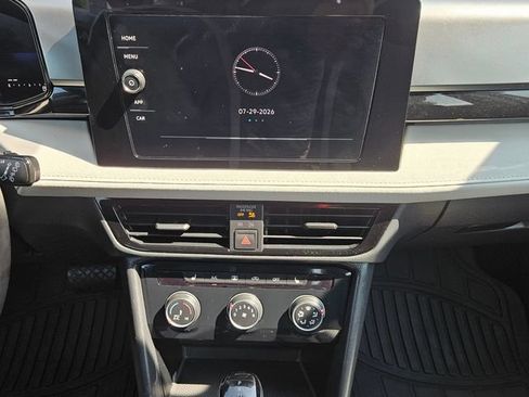 Used 2025 Volkswagen Taos S AWD/4WD image 23