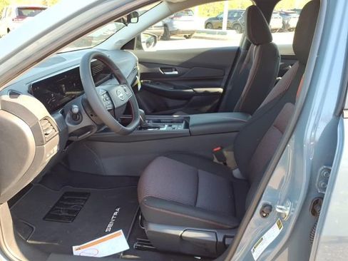 New 2026 Nissan Sentra SR FWD image 6