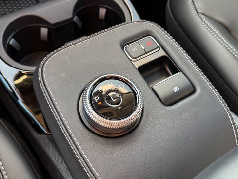 Used 2023 Ford Mustang Mach-E Premium AWD/4WD image 35
