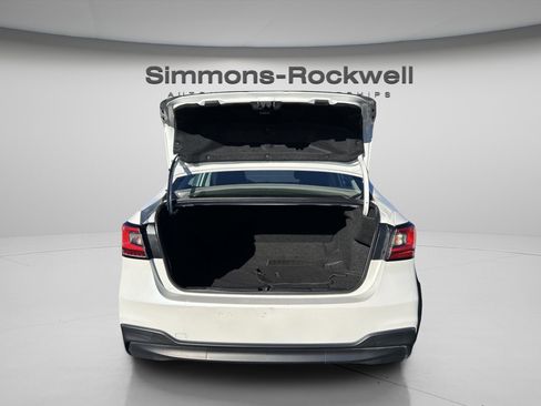 Used 2023 Subaru Legacy image 8