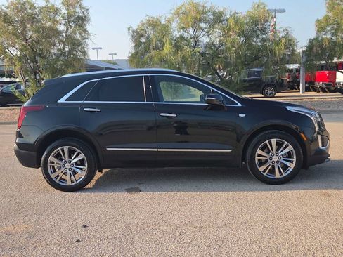 Used 2023 Cadillac XT5 Premium Luxury w/ LPO, Floor Liner Package AWD/4WD image 9