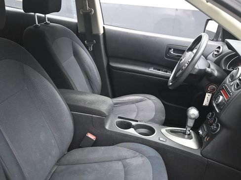 Used 2012 Nissan Rogue S image 27