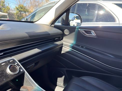 Used 2024 Genesis GV80 2.5T image 23