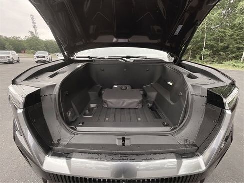 New 2025 GMC Sierra EV Denali image 30