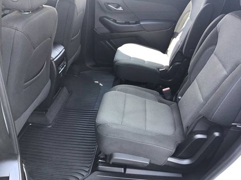 Used 2023 Chevrolet Traverse LT AWD/4WD image 14