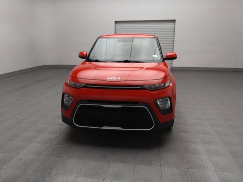 Used 2022 Kia Soul LX image 15
