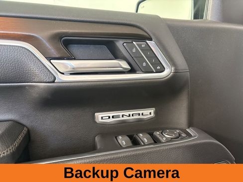 Used 2025 GMC Sierra 1500 Denali w/ Denali Reserve Package AWD/4WD image 9