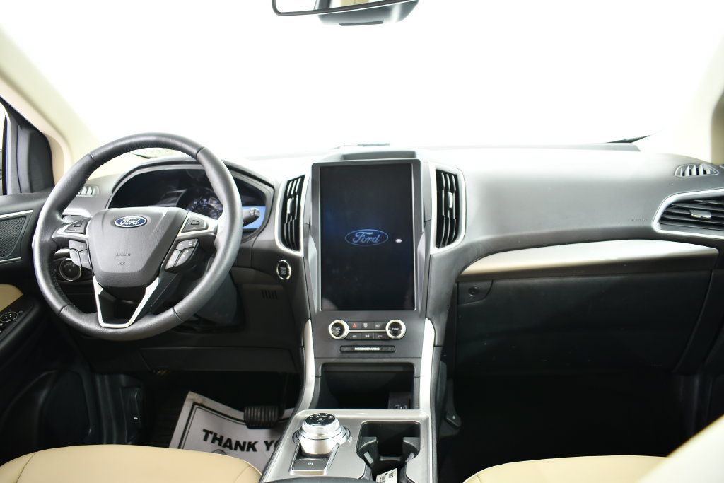 Used 2024 Ford Edge SEL w/ Convenience Package AWD/4WD image 7