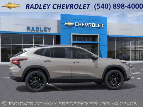 New 2026 Chevrolet Trax ACTIV w/ Sunroof Package image 5