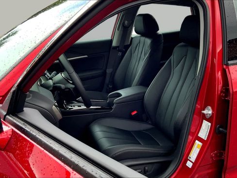 Used 2025 Acura Integra FWD image 18