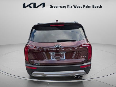 Used 2020 Kia Telluride S w/ S 8 Passenger Seating Package image 7