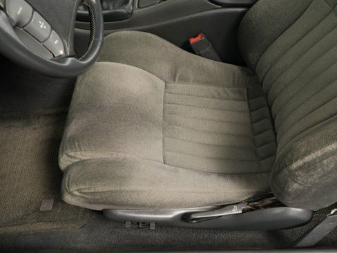 Used 1994 Pontiac Firebird Formula RWD image 43