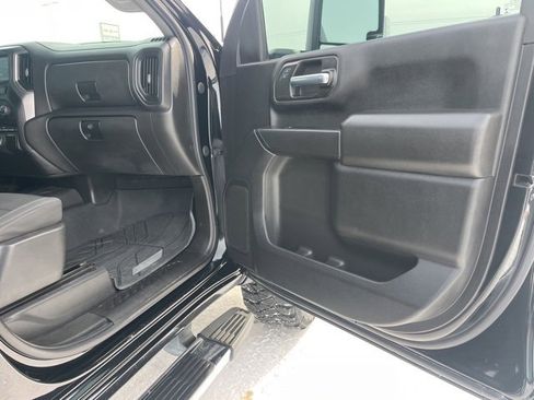 Used 2021 Chevrolet Silverado 2500 Custom w/ Custom Value Package image 48