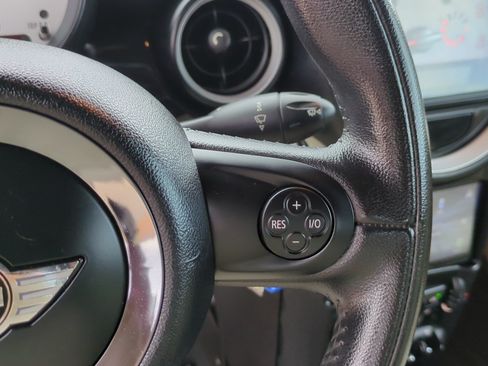 Used 2011 MINI Cooper S FWD image 17