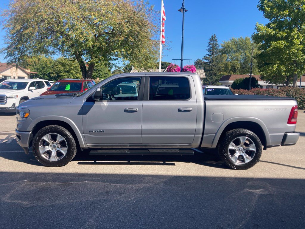 Used 2021 RAM 1500 Laramie w/ Sport Appearance Package AWD/4WD image 8