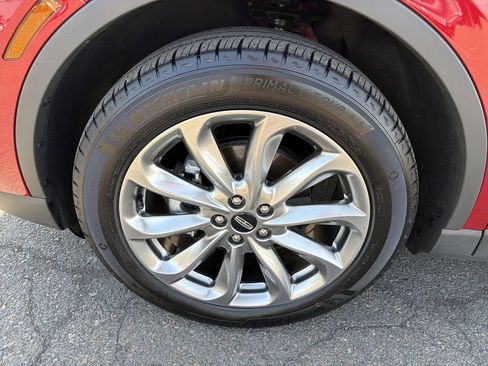 Used 2021 Lincoln Corsair AWD w/ Premium Package image 30