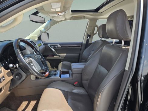 Used 2017 Lexus GX 460 Premium AWD/4WD image 29