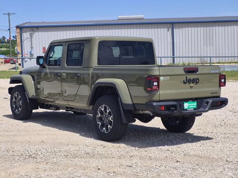 New 2026 Jeep Gladiator Sport image 4