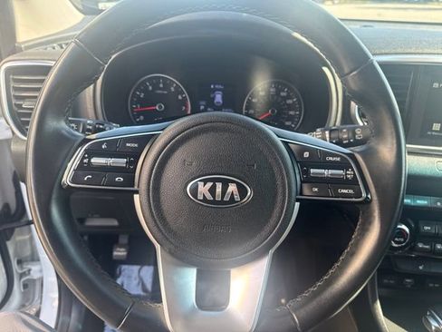 Used 2022 Kia Sportage EX AWD/4WD image 13