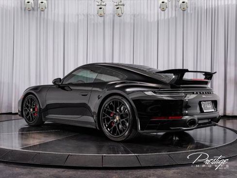 Used 2024 Porsche 911 Carrera S RWD image 9