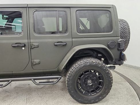 Used 2021 Jeep Wrangler Unlimited Sport AWD/4WD image 15