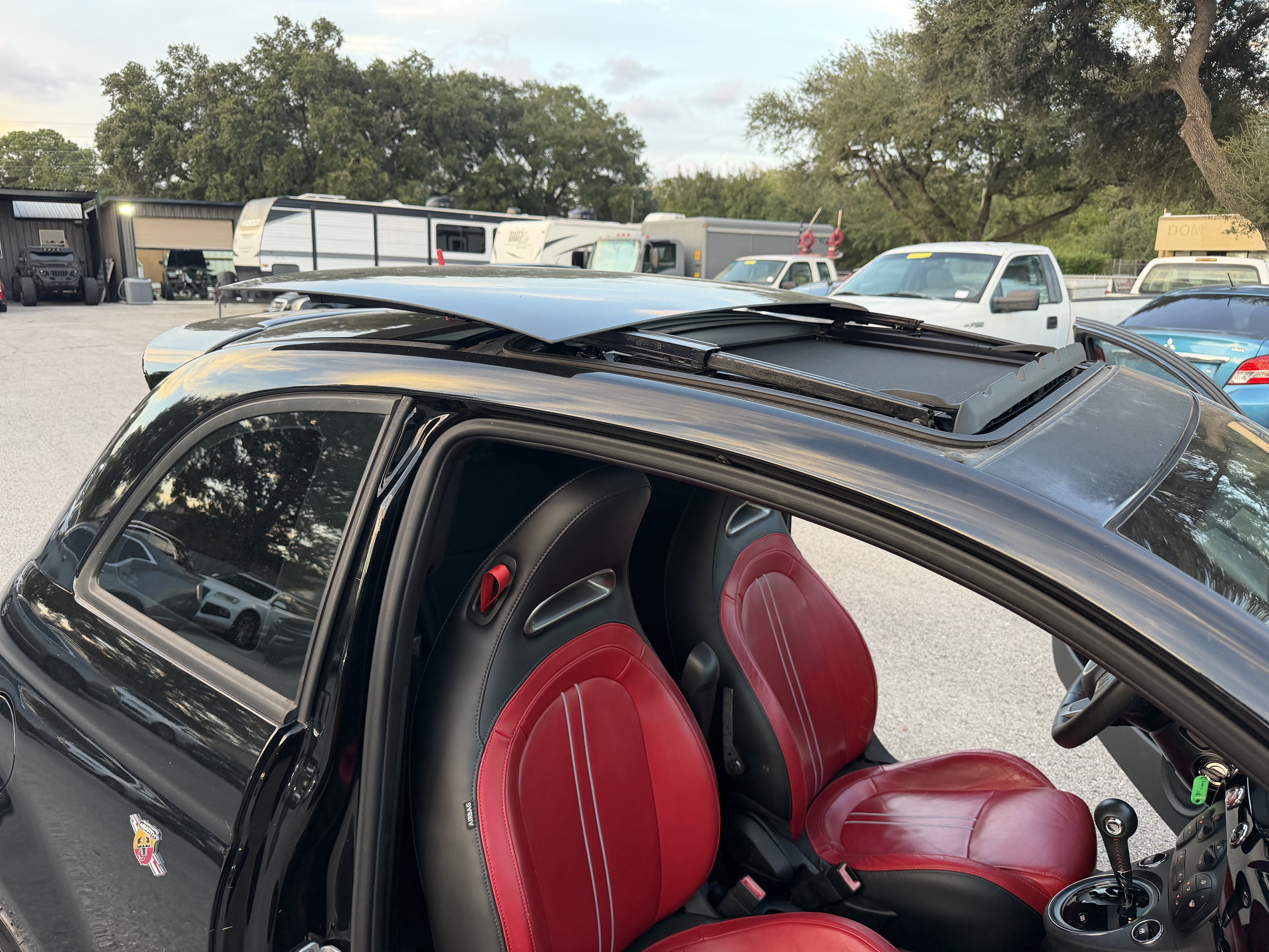 Used 2015 FIAT 500 Abarth w/ Beats Audio Package FWD image 22