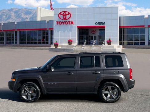 Used 2015 Jeep Patriot High Altitude AWD/4WD image 6