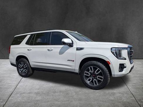 Used 2023 GMC Yukon AT4 AWD/4WD image 2
