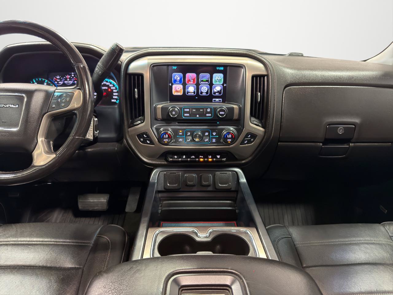 Used 2018 GMC Sierra 3500 Denali w/ Duramax Plus Package AWD/4WD image 23