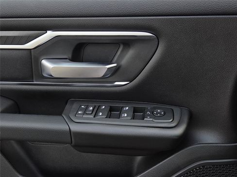 New 2026 RAM 1500 Big Horn AWD/4WD image 18