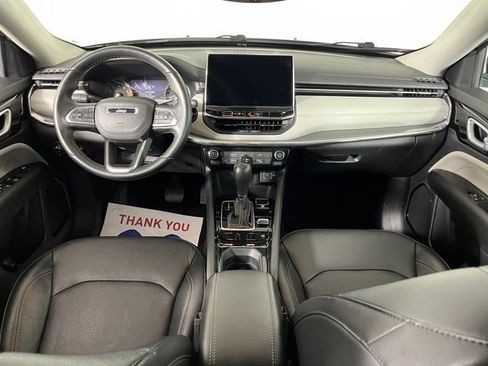 Used 2022 Jeep Compass Limited AWD/4WD image 41