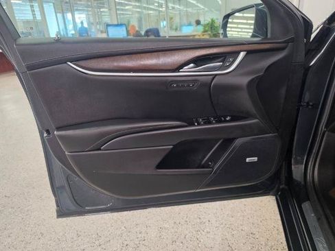 Used 2019 Cadillac XTS Luxury w/ Driver Awareness Package AWD/4WD image 32