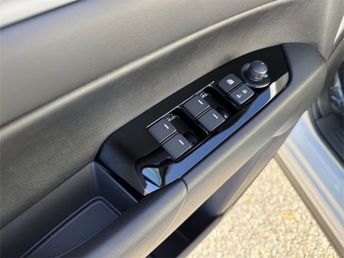 New 2025 MAZDA CX-5 AWD 2.5 S w/ Preferred Package image 13